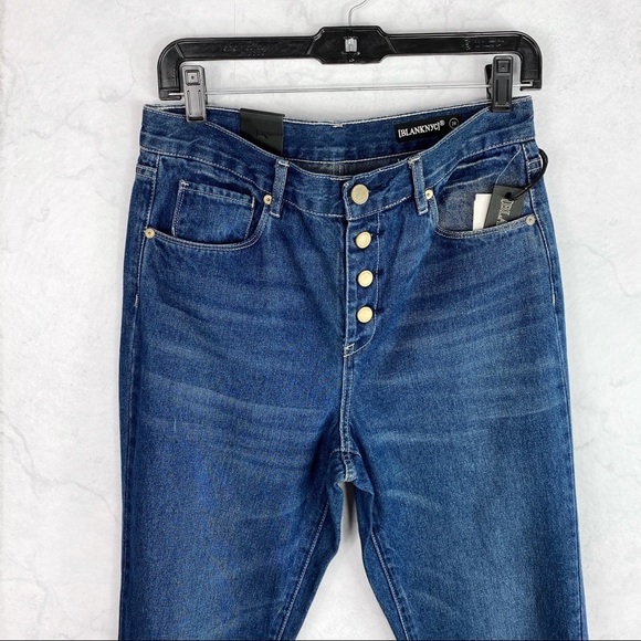 [Blank NYC] High Rise Cropped Jeans - Picture 5 of 6